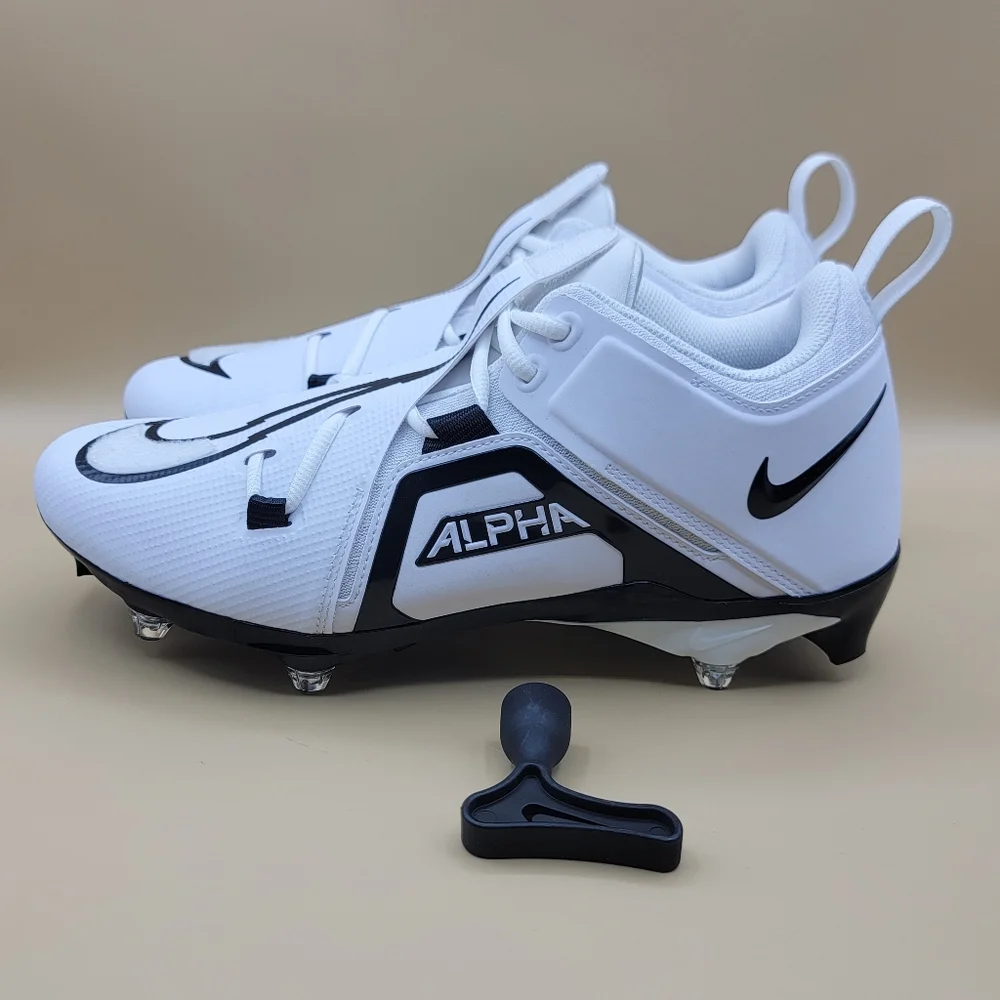 Nike Alpha Menace Pro 3 Low Detachable Football Cleats Men's Size 11 White Black